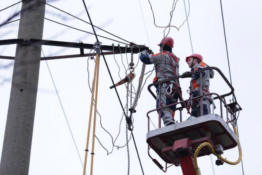 Энергетики «Россети Кубань» восстановили нарушенное непогодой энергоснабжение потребителей Краснодарского края и Адыгеи