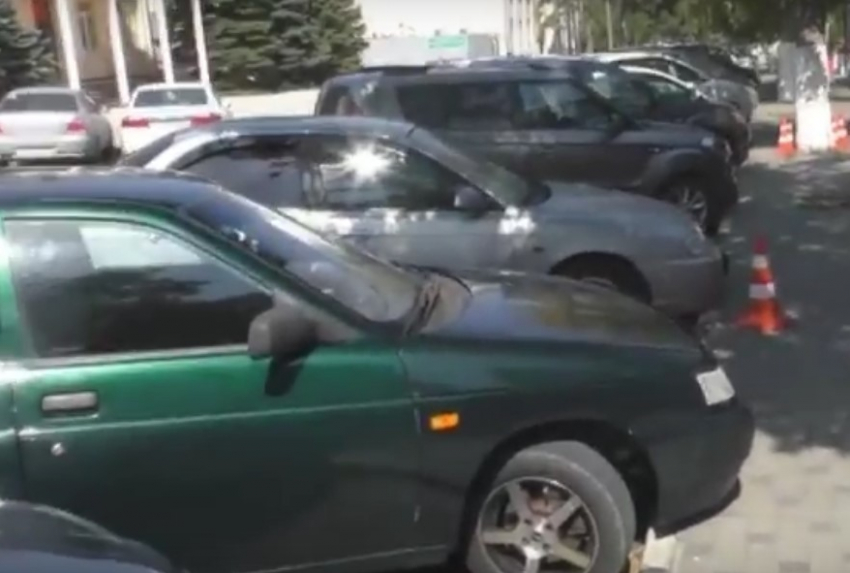 Проблемные парковки в Анапе возмутили известного российского видеоблогера