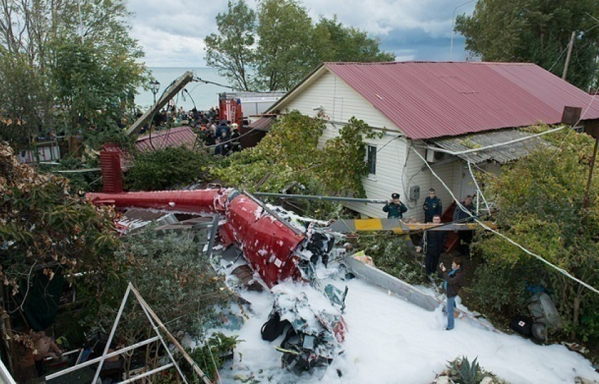 Собственник упавшего в Сочи вертолета заплатит административный штраф