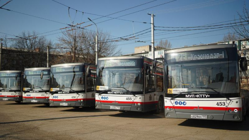 В Краснодаре на маршрут № 2Е выйдут семь низкопольных автобусов