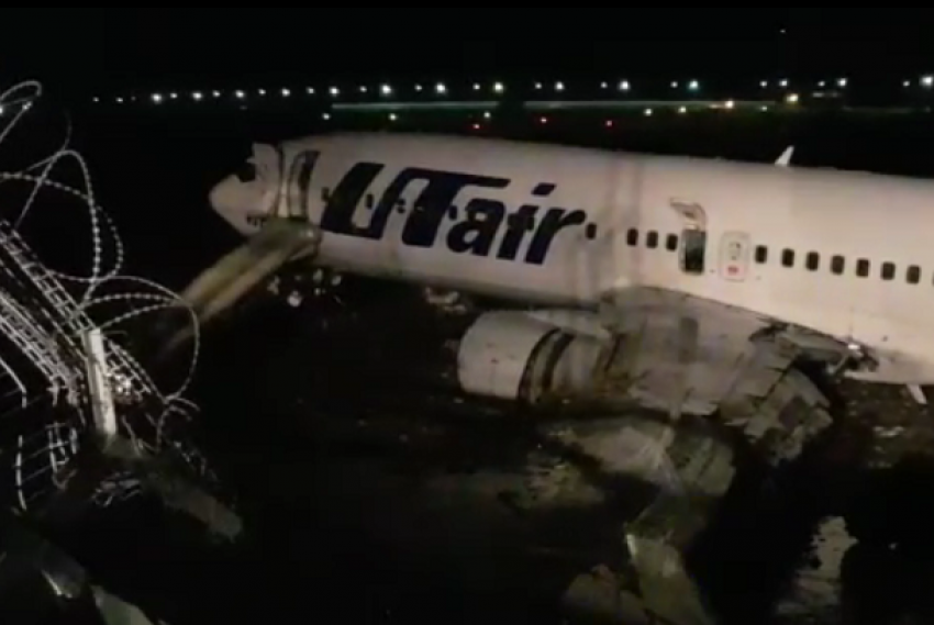  Пострадавшую при жесткой посадке самолета в Сочи женщину выписали из больницы 