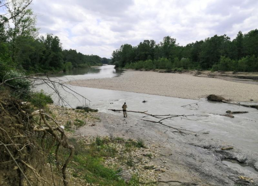 Обследовали 22 км: поиски пропавшего в реке Пшеха мальчика не дали результатов