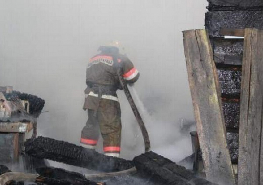 На Кубани в сгоревшей бане нашли тела двух мужчин 
