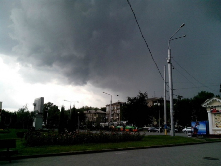 В канун Дня Победы на Кубани будет лить дождь с градом
