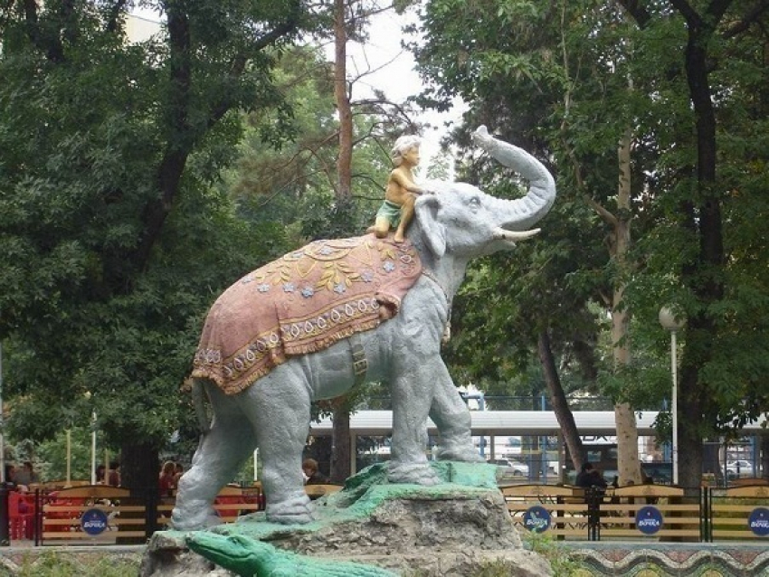 Краснодарскую скульптуру «Индийского мальчика на слоне» воссоздадут на Урале 