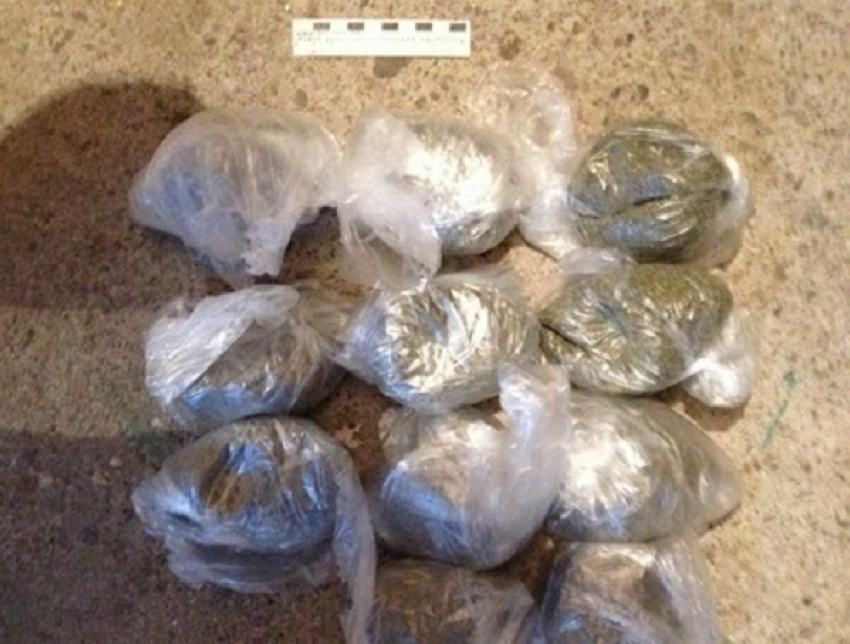 У жителя Лабинска изъяли 27 пакетов марихуаны 