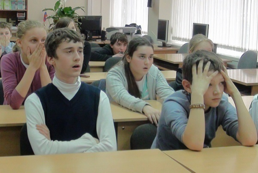 В Сочи из-за угрозы взрыва эвакуировали гимназию