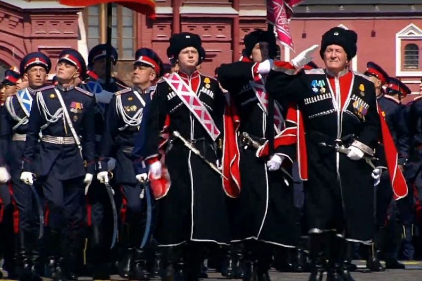  Одежду для участников Парада Победы в Москве пошили на Кубани 