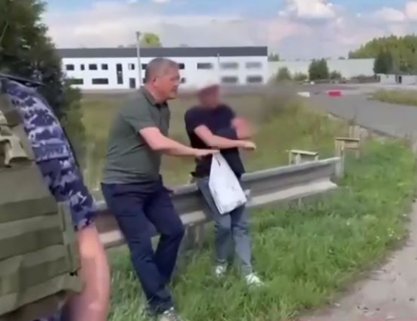 Маргарита Симоньян назвала крутым уговорившего сдаться добровольца с гранатой главу Башкирии