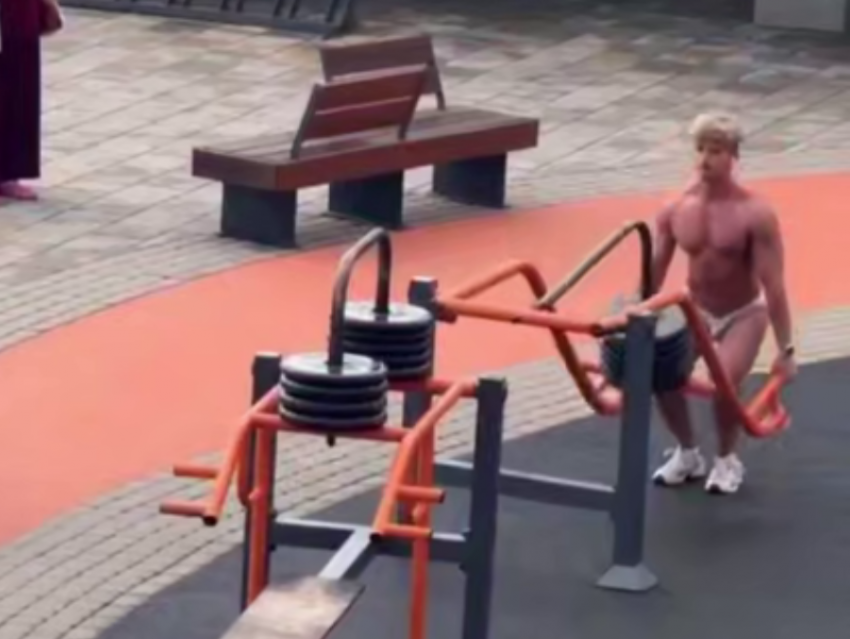 Накачанный красавчик из Сочи взорвал социальные сети 