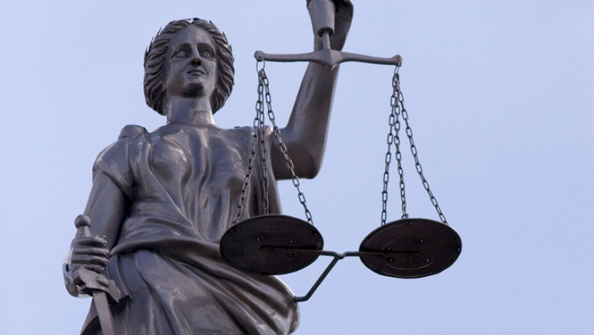 Житель Кубани не добился компенсации за испорченную одежду от Dior и Ferragamo 