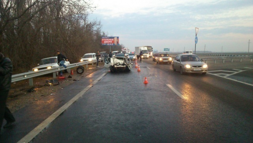 В Динском районе в аварии погибли водитель и пассажир «Лады»