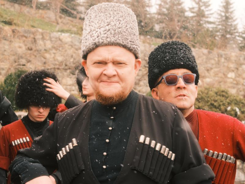 Помидоры, адыгейский сыр и зелень с лавашом: из-за чего звезда ТНТ готов бросить Москву ради Краснодара
