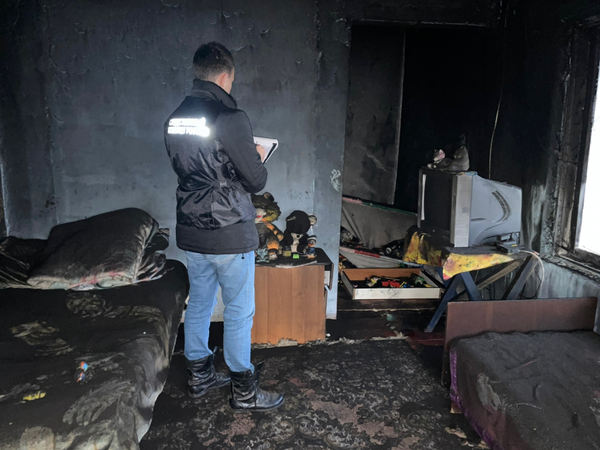 Двое малышей сгорели при пожаре в Адыгее