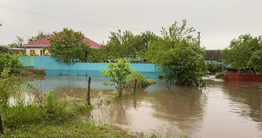 «Поднялись реки и затоплены дома»: в Лабинском районе Кубани ликвидируют последствия разгула стихии