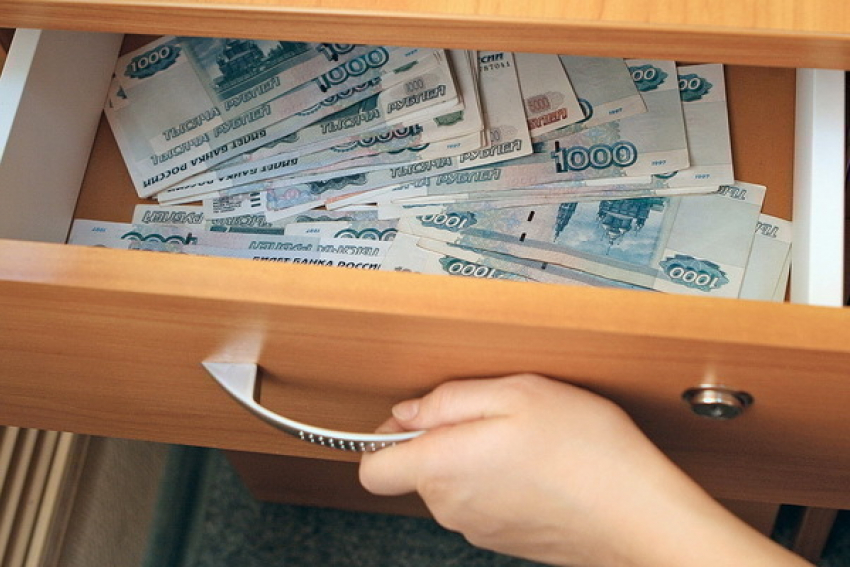 В Кропоткине при строительстве врачебной амбулатории украли 300 тысяч рублей