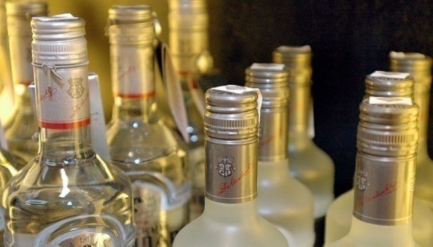 В Новороссийске изъяли 275 литров сомнительного алкоголя