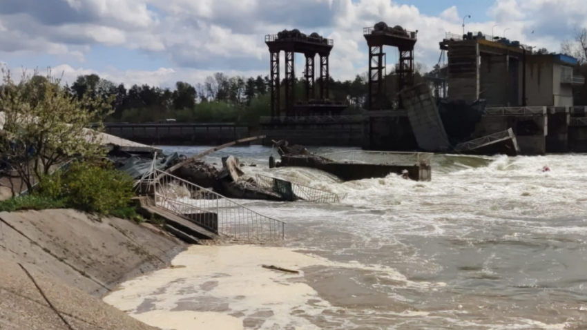 В Краснодаре за обрушение Федоровского гидроузла оштрафовали чиновника на 2000 рублей