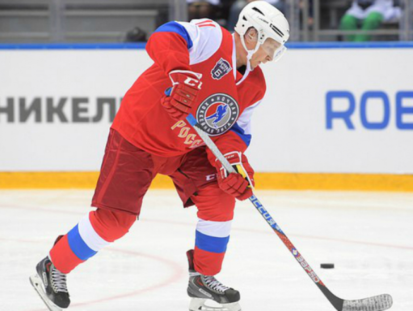 Легенды хоккея во главе с Путиным эффектно обыграли НХЛ в Сочи