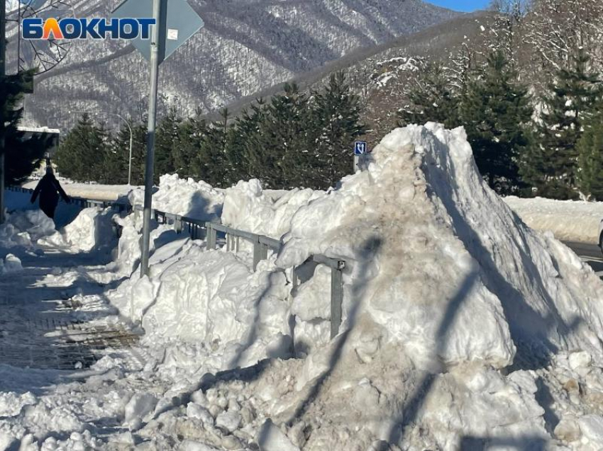 Кавказский заповедник закрыл турмаршруты из-за сугробов