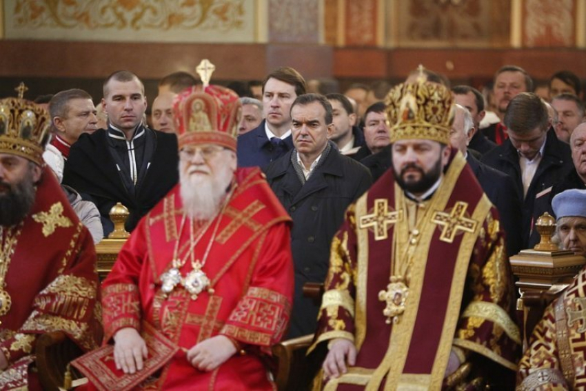  Губернатор Кубани побывал на литургии в честь памяти Святой Великомученицы Екатерины 