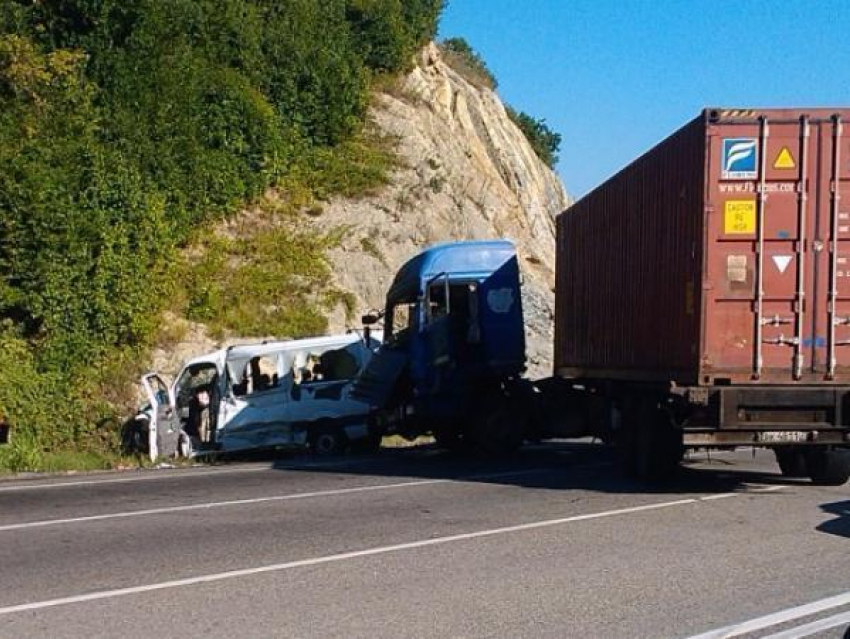 В Нальчике создали штаб для оказания помощи детям, пострадавшим в ДТП на Кубани