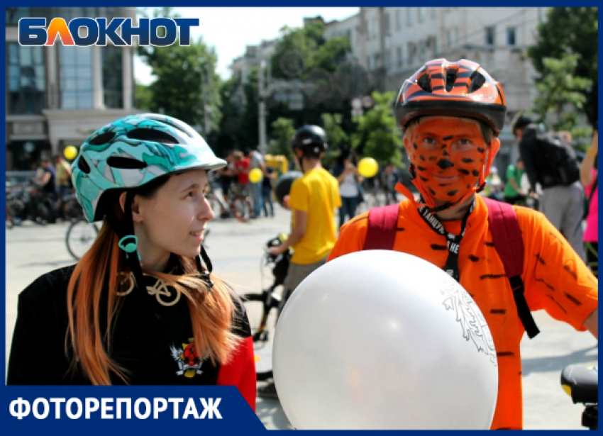 Крути педали, пока свободна улица: в Краснодаре прошел велопарад