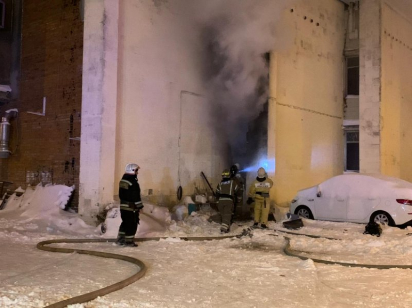В бывшем здании ресторана «Бургас» в Краснодаре произошел пожар 