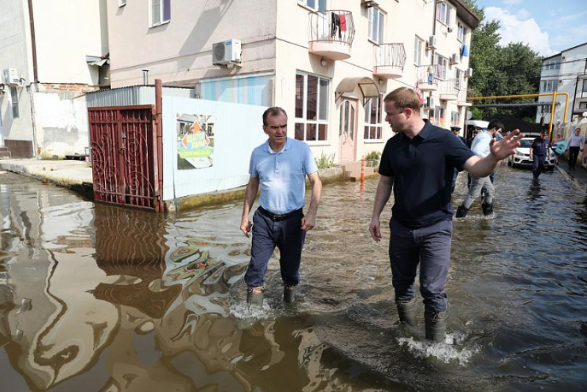 В Анапе снесут киоски из-за дождевой воды