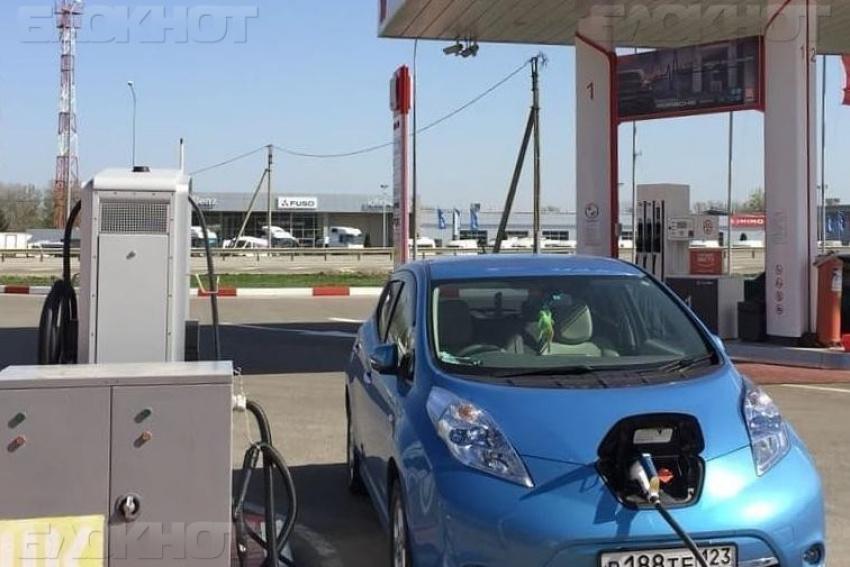 Сто отечественных зарядных станций для электромобилей появится в Краснодарском крае