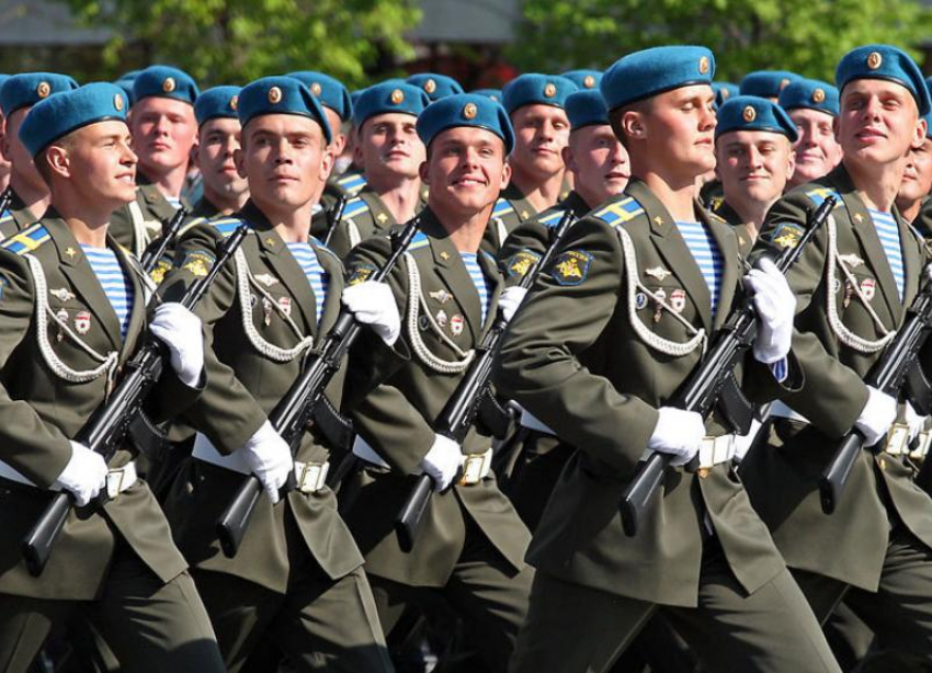 Несанкционированное шествие десантников состоялось в Краснодаре