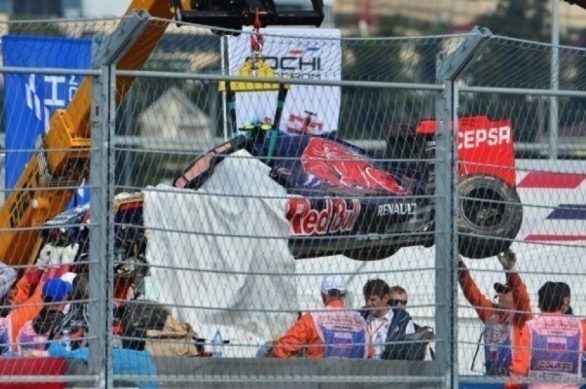 В интернете появилось видео, разбившегося пилота «Формулы-1» Карлоса Сайнса