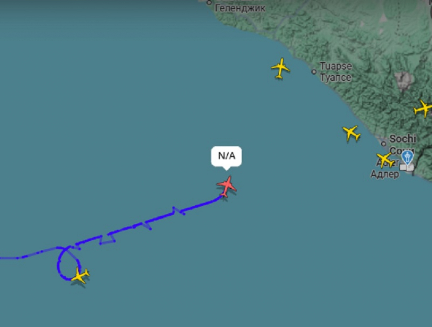 Натовский «Посейдон» летает над морем около Краснодарского края