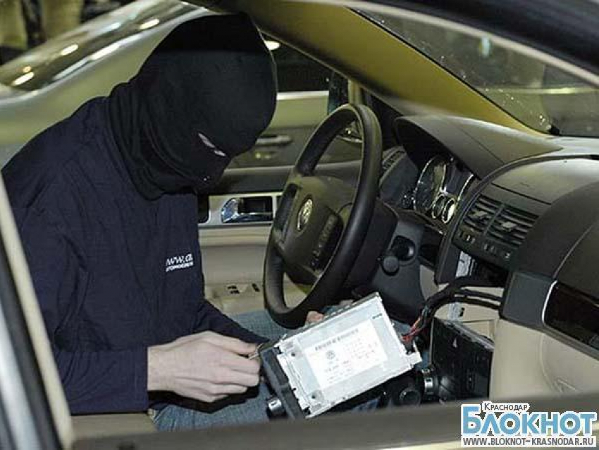 В Ейске полгода четверо мужчин грабили автомобили