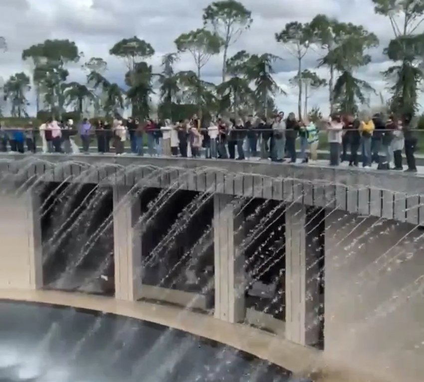 «Почти весь город здесь»: новые локации парка Галицкого привлекли толпы туристов и краснодарцев 
