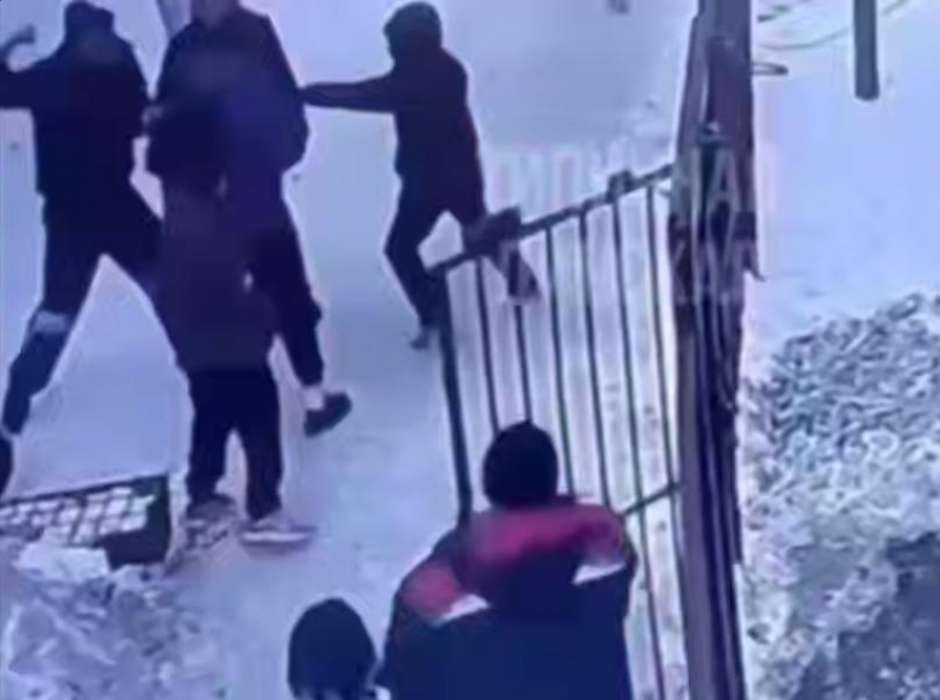 Драка возле школы закончилась уголовкой для мужчины на Кубани