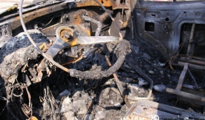 Краснодарец заживо сгорел в УАЗе после столкновения с большегрузом 