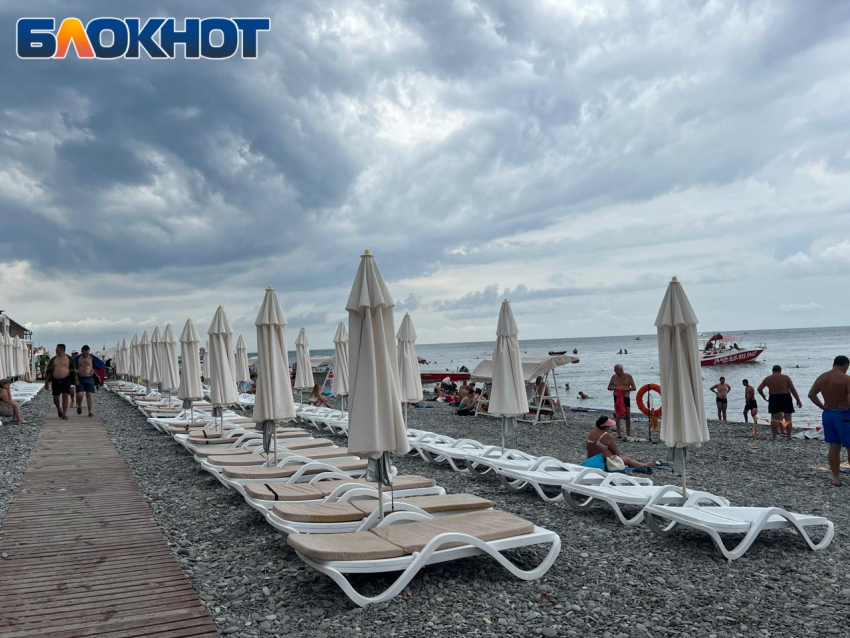 Западня на трассе, очереди в парке и пустые пляжи: краснодарка раскрыла плюсы и минусы отдыха в Сочи в бархатный сезон 