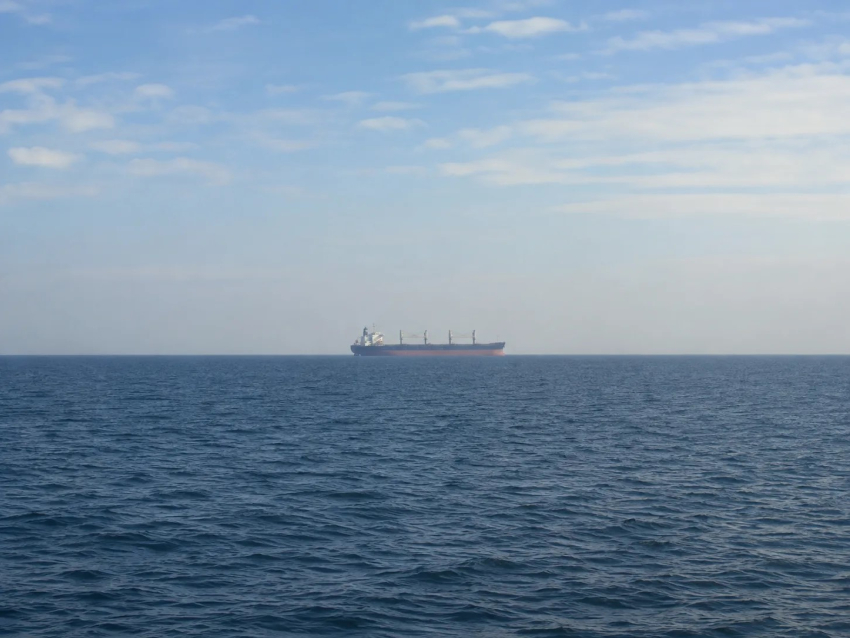 Беспилотники налетели на сухогруз в Чёрном море