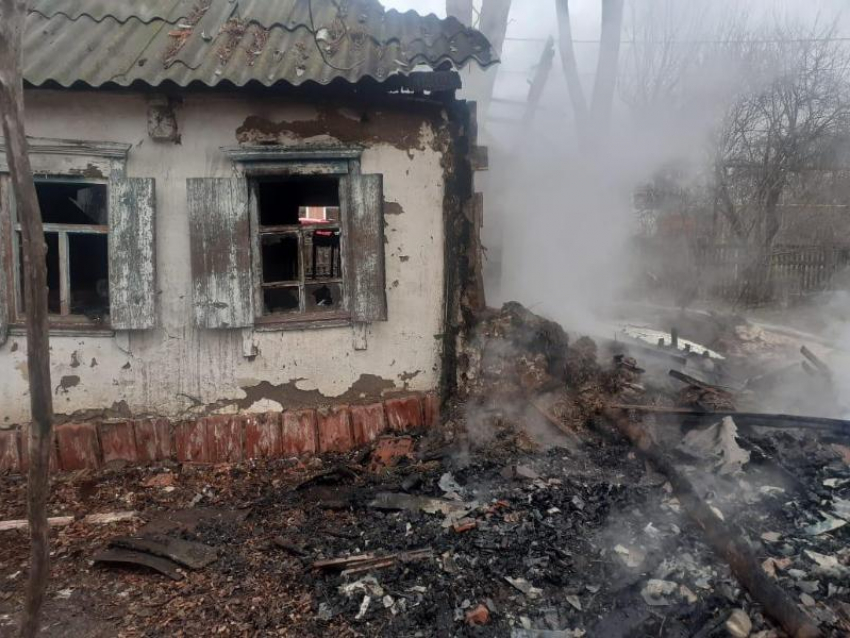 Следком организовал проверку по факту гибели двух людей в пожарах на Кубани
