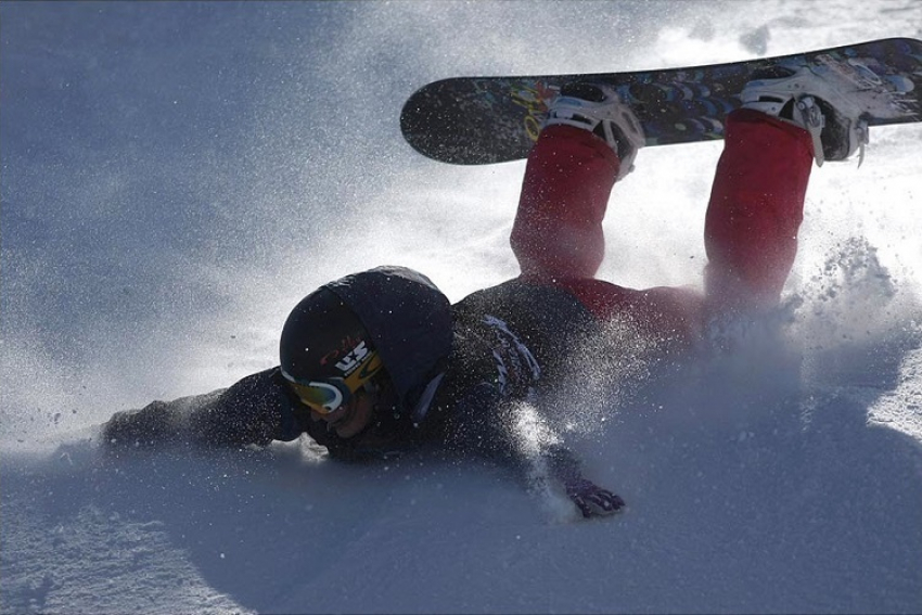СК проводит проверку по факту гибели сочинского сноубордиста