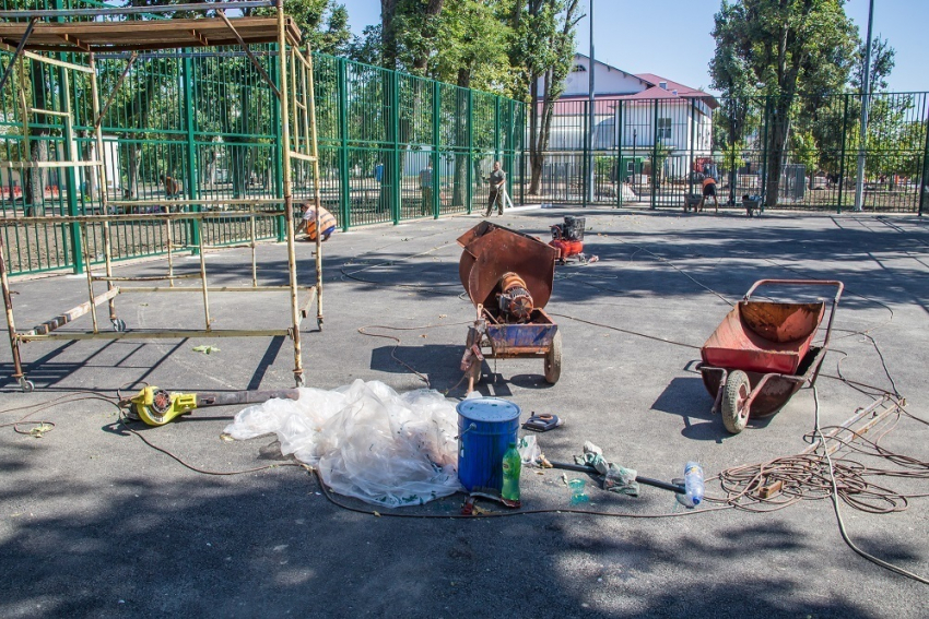 Спустя десятилетия один из старейших скверов Краснодара получит детскую площадку
