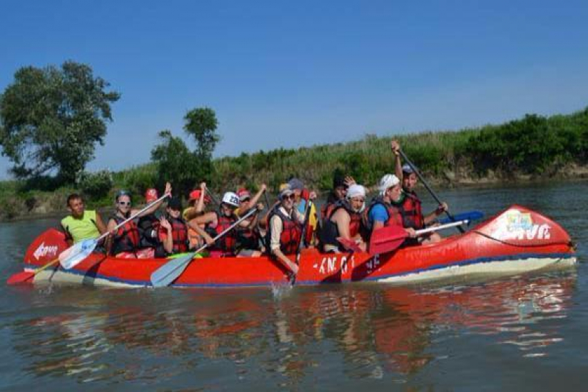 В Славянском районе прокуратура запретила детям отправиться в поход