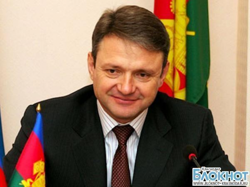 Александр Ткачев заработал за 2013 год около двух миллионов рублей