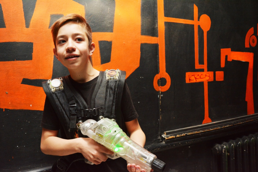 Любой праздник в лазертаге: новый детский центр открывается в ТЦ «Новый Горизонт»