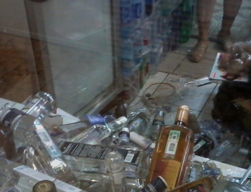 В Новороссийске дебошир разгромил магазин алкогольной продукции