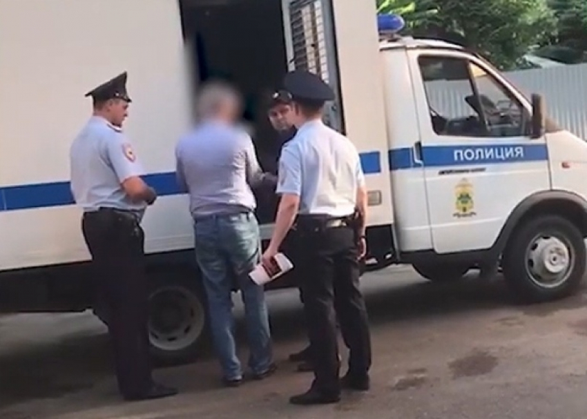 Чиновников Минсельхоза Кубани задержали по делу о взятке