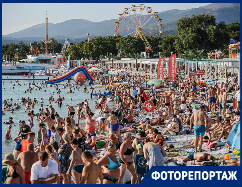«Лучший курорт Черноморского побережья»: туристы спешат отдохнуть в Кабардинке в последние недели лета