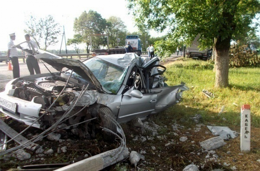 В страшной аварии под Армавиром погибли водители «Газели» и иномарки