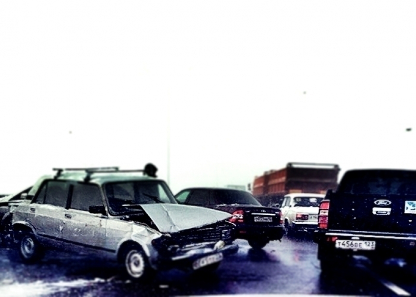 Массовое ДТП с участием 30 авто в Динской, взяла на контроль прокуратура края